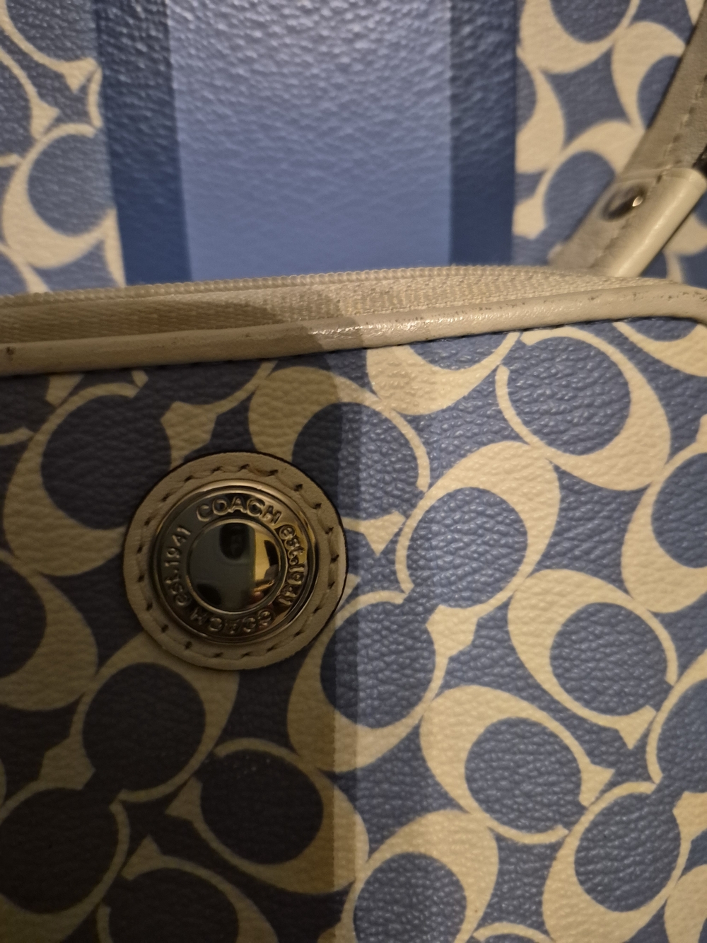 Coach Patterned Tote Bag with Coin Pouch - Picture 4 of 16